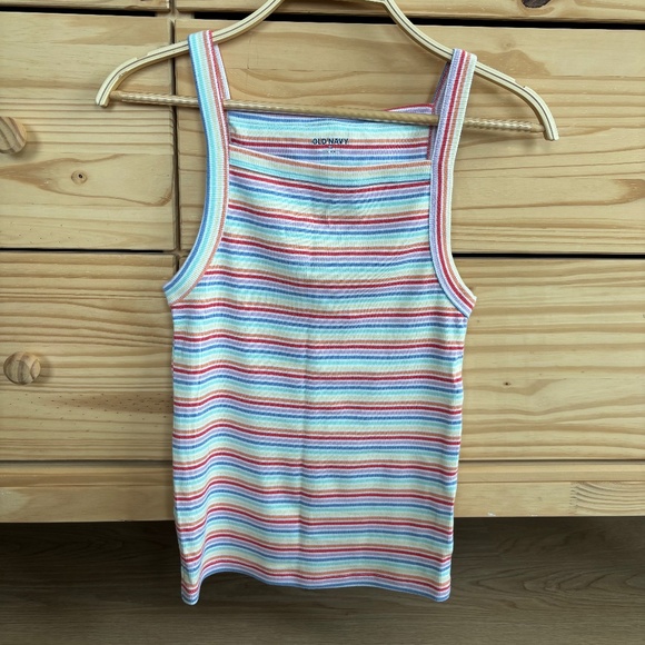 rainbow tank - Picture 1 of 3